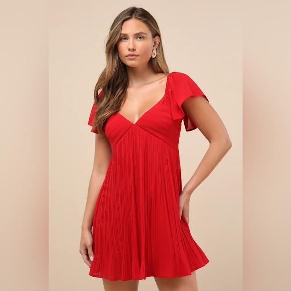 Lulu's Amalfi Coast Wine Red Pleated Flutter Sleeve Mini Dress NWT Size Medium - Picture 1 of 12